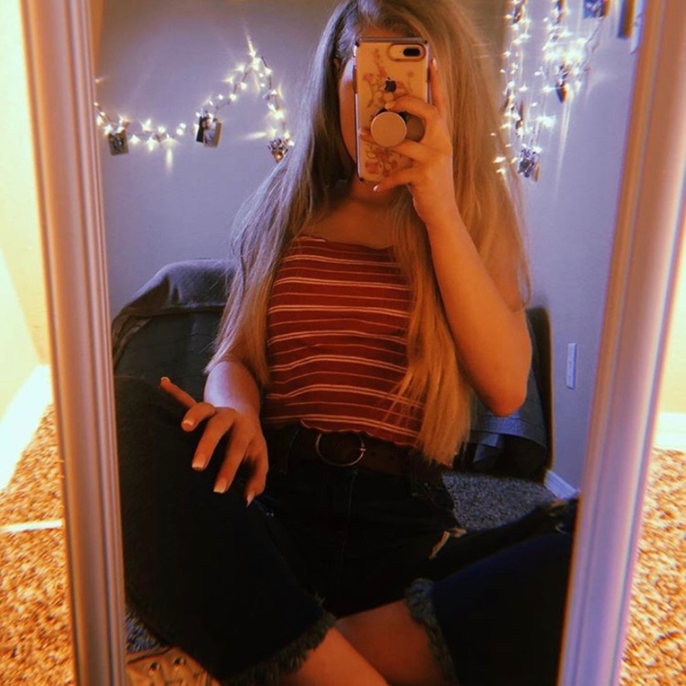 Tilly’s Striped Crop Top
